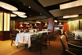 The Royal Islander - An All Suites Resort
