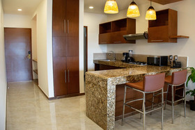 Tres Soles Apartments
