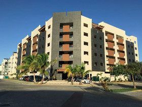 Tres Soles Apartments