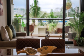 Tres Soles Apartments