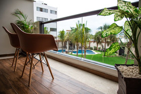 Tres Soles Apartments