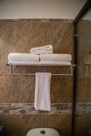 Tres Soles Apartments
