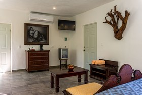 Tsaakik Jungle Hotel & Spa