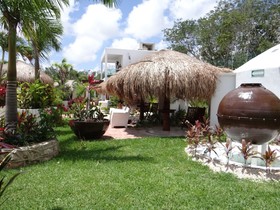 Tsaakik Jungle Hotel & Spa