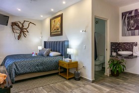 Tsaakik Jungle Hotel & Spa