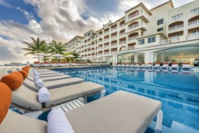 Cozumel Palace