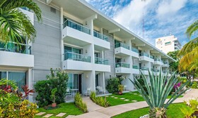 El Cid La Ceiba Beach Hotel