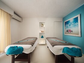 El Cid La Ceiba Beach Hotel