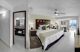 El Cid La Ceiba Beach Hotel