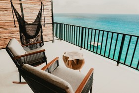 Hotel B Unique