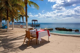 Cozumel Hotel & Resort, Trademark Collection by Wyndham
