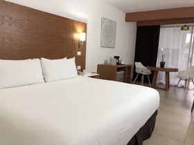 Cozumel Hotel & Resort, Trademark Collection by Wyndham