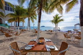 Cozumel Hotel & Resort, Trademark Collection by Wyndham