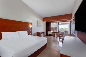 Cozumel Hotel & Resort, Trademark Collection by Wyndham