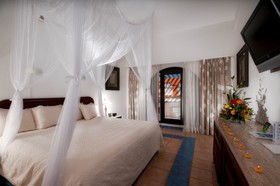 Cozumel Hotel & Resort, Trademark Collection by Wyndham