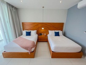 Hotel Puerto Libre