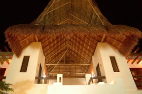 Hotel Villas El Encanto Cozumel