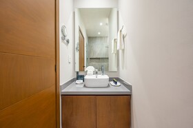 Kippal Modern Oasis ApartHotel