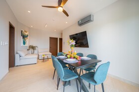 Kippal Modern Oasis ApartHotel