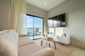 Kippal Modern Oasis ApartHotel