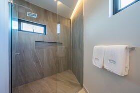 Kippal Modern Oasis ApartHotel