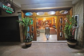 Mary Carmen Hotel