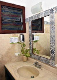 Mary Carmen Hotel