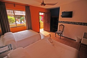 Mary Carmen Hotel