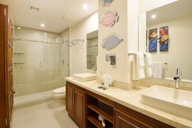Palmar Condominiums