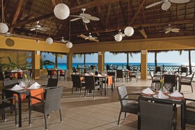 Secrets Aura Cozumel