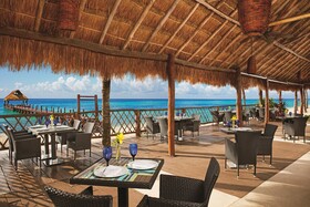 Secrets Aura Cozumel