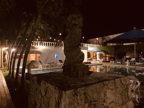 Villa Blanca Garden Beach