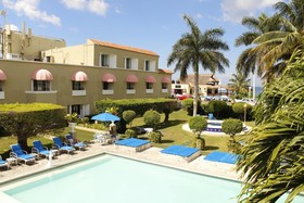 Villa Blanca Garden Beach