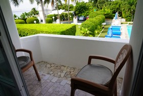 Villa Blanca Garden Beach