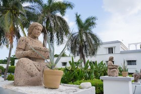 Villa Blanca Garden Beach
