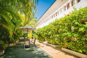 Villa Blanca Garden Beach