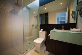 5th Avenue Hotel