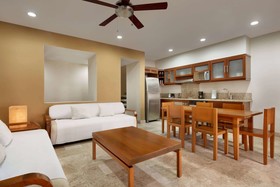 Acanto Playa del Carmen, Trademark Collection by Wyndham