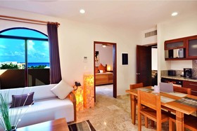 Acanto Playa del Carmen, Trademark Collection by Wyndham