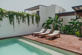 Ah Xok Suites