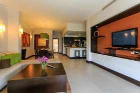 Aldea Thai by Moskito