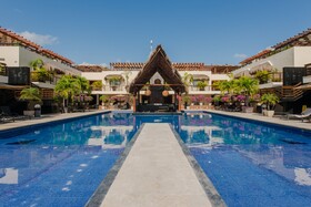 Aldea Thai by Playa District