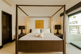Aldea Thai by Playa District