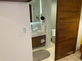 Auténtico Vertical Hotel