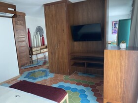 Auténtico Vertical Hotel
