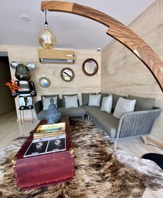 Auténtico Vertical Hotel