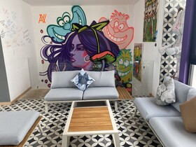 Auténtico Vertical Hotel