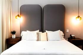 Auténtico Vertical Hotel