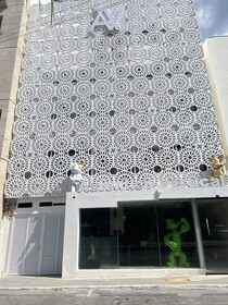 Auténtico Vertical Hotel