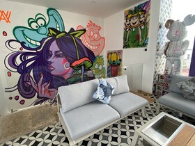 Auténtico Vertical Hotel